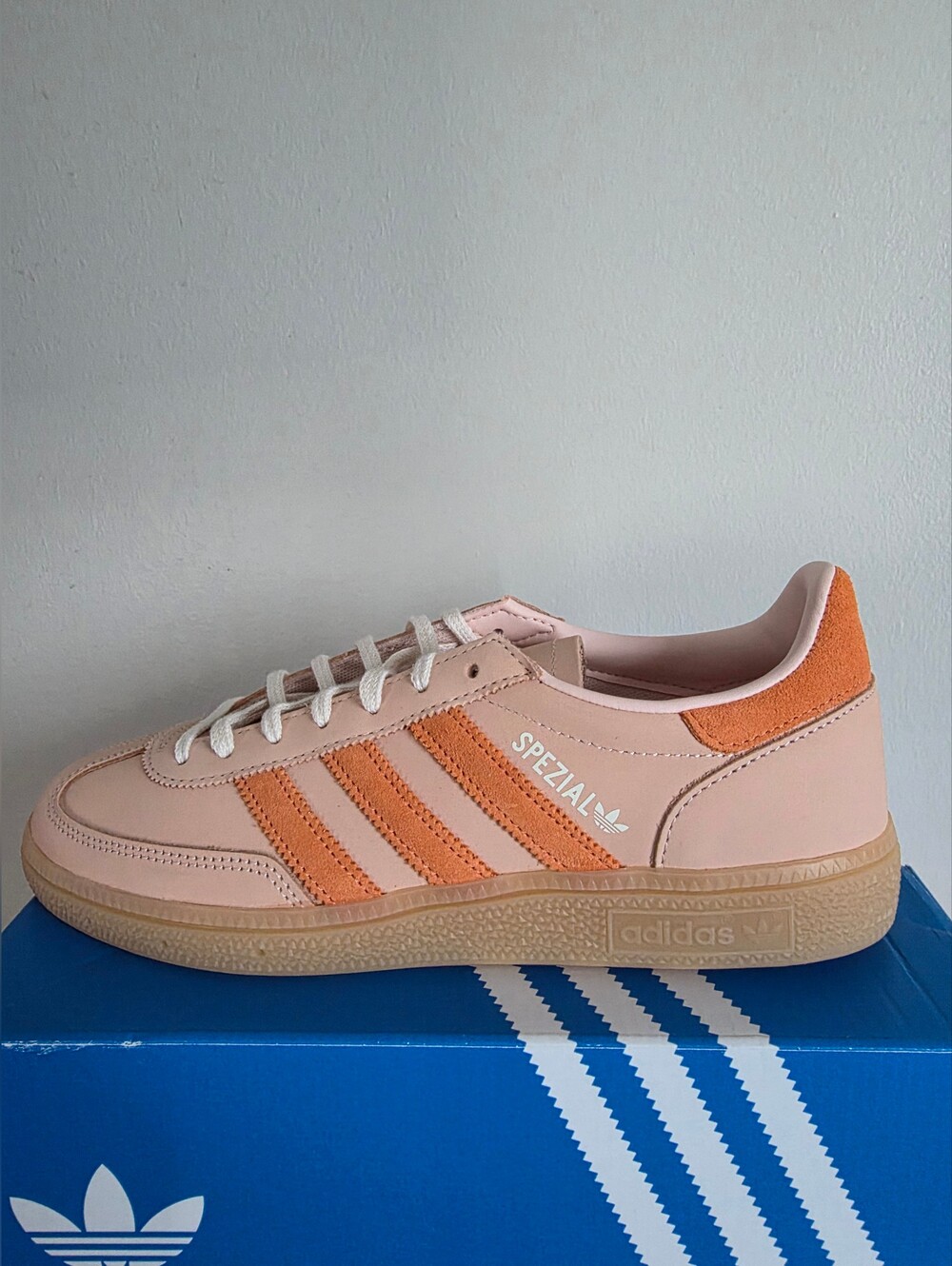 Adidas Handball Spezial Women Size 8.5 New with Box No Lid